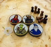 Jetons de jeu de personnages fantastiques en gros, pièces de jeu en plastique durables pour DND et jeux de table