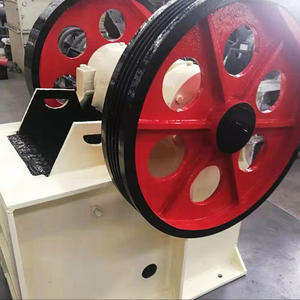 Trituradora de Mandíbulas con Motor AC Mini Hengtong, Alta Capacidad, Planta Portátil de Minería de Oro a Pequeña Escala - Product Image 1