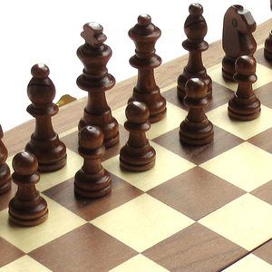 Échiquier en bois pliable haut de gamme <span class=keywords><strong>Jeu</strong></span> <span class=keywords><strong>pour</strong></span> <span class=keywords><strong>d</strong></span>ébutants Ensemble <span class=keywords><strong>d</strong></span>'échecs spécial <span class=keywords><strong>pour</strong></span> enfants Modèle international RUNAN 0203 Personnalisable - Product Image 5