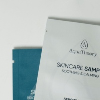 Sachet plat personnalisé en aluminium imprimé, scellé sur 3 côtés, résistant à l'humidité, pour crème pour la peau