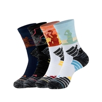 Chaussettes de basket-ball pour hommes Chaussettes de randonnée à mèche antidérapante Chaussettes épaisses en éponge respirantes