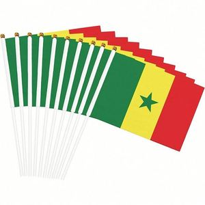 Drapeau national du Sénégal en polyester, mini-drapeau à agiter à la main, 14x21cm, pour les campagnes électorales et les événements - Product Image 1