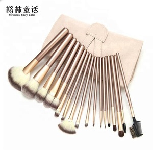 ¡Novedad! juego de brochas de maquillaje de 18 Uds con micrófono ergonómico y diseño de puntos - Product Image 5