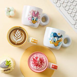 Taza <span class=keywords><strong>de</strong></span> <span class=keywords><strong>Porcelana</strong></span> con Diseño <span class=keywords><strong>de</strong></span> Mickey y Minnie, 275 ml, Apta para Lavavajillas y Microondas, Taza Personal para Café/Leche, Moderna, <span class=keywords><strong>de</strong></span> Gran Capacidad - Product Image 4