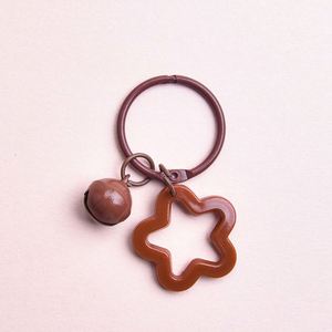 Porte-clés en forme d'étoile en acrylique avec clochette, mignon porte-clés pour femmes et filles, pour clés, sacs, portefeuilles, cadeaux promotionnels - Product Image 1