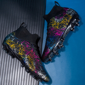 <span class=keywords><strong>Scarpe</strong></span> <span class=keywords><strong>da</strong></span> <span class=keywords><strong>calcio</strong></span> professionali giovanili di grandi dimensioni AG lunga punta <span class=keywords><strong>scarpe</strong></span> <span class=keywords><strong>da</strong></span> <span class=keywords><strong>calcio</strong></span> in <span class=keywords><strong>pelle</strong></span> elettrolitiche <span class=keywords><strong>scarpe</strong></span> <span class=keywords><strong>da</strong></span> allenamento per piedi in erba campo - Product Image 4