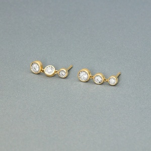 <span class=keywords><strong>Orecchini</strong></span> Pendenti in Oro 14k <span class=keywords><strong>con</strong></span> Zirconia Cubica Sfumata per Donne, <span class=keywords><strong>Orecchini</strong></span> di Alta Qualità <span class=keywords><strong>con</strong></span> <span class=keywords><strong>Pietre</strong></span> Naturali, <span class=keywords><strong>Orecchini</strong></span> Unici da Ufficio - Product Image 4