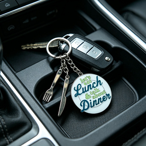 Porte-clés en métal personnalisé avec logo, design de dessin animé, alliage de zinc, émail doux, résine époxy, pour la décoration - Product Image 4