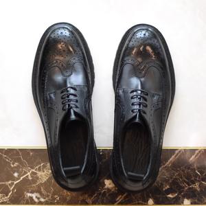2026 British Vintage High Quality <b>Brogue</b> Carved Men's Shoes Thick Sole Business Casual Trendy <b>Black</b> Wedding Leather Shoes - Product Image 3