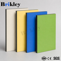 Casier compact HPL Brikley couleur grain de bois 12 mm d'épaisseur avec serrure électronique, installation au sol/au mur