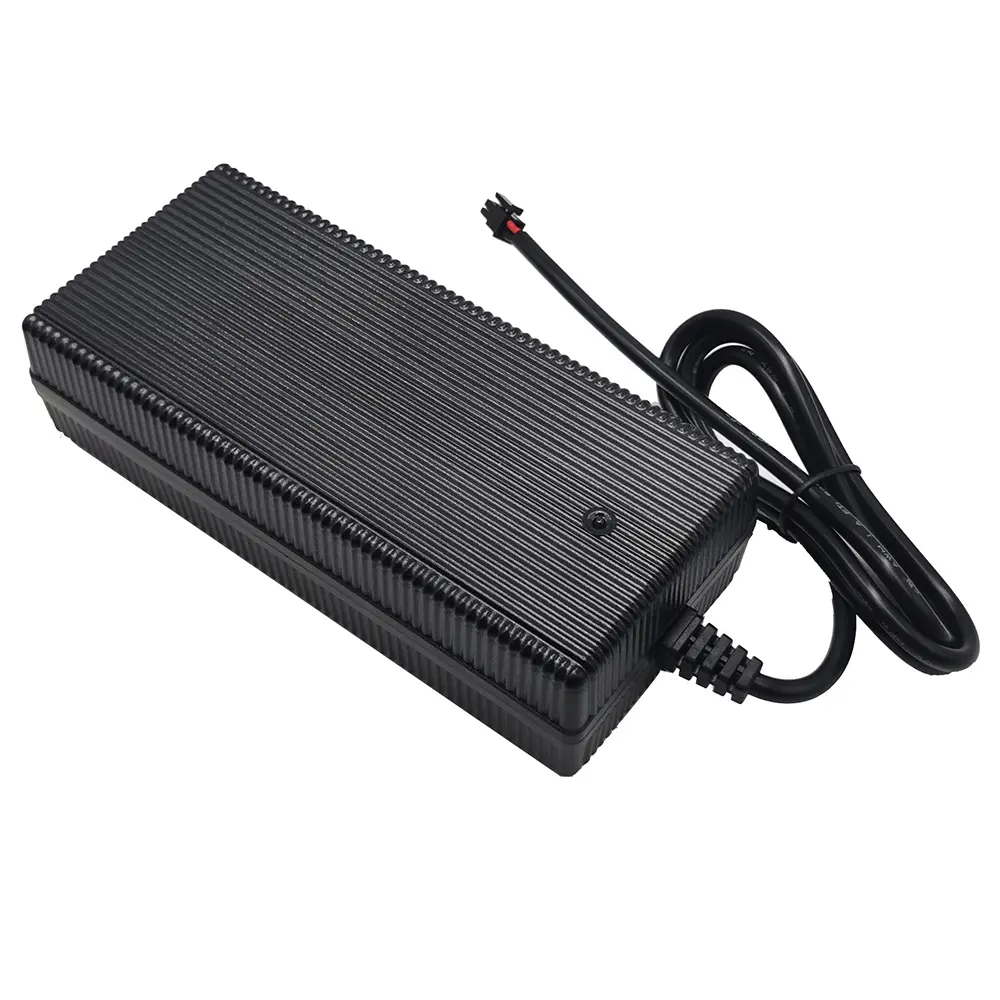 12.6v 16.8v 21v 1a 1.5a 2a 3a 4a chargeur de batterie au lithium 16.8v chargeur de batterie Li-ion 4a 5A 6a 6a 10a alimentation