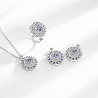 RFJEWEL 2026 Nouvelles Boucles d'Oreilles Rondes en Laiton Pur avec Zircon Cubique Brillant Plaqué Argent/Or Bijoux de Mode pour Femmes