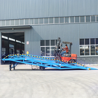Rampe de chargement mobile robuste pour chariot élévateur, pont d'accès mobile pour conteneurs
