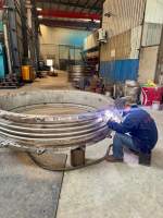 Manguera Corrugada Metálica Flexible de Acero Inoxidable con Revestimiento Epóxico, Conexión de Brida, Estándares ANSI/JIS/DIN/ASME, 3 Años de Garantía