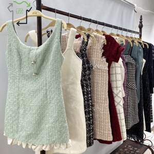 Venta al por Mayor de 50 Vestidos Usados de Tweed para Oficina o Cena Ropa de Segunda Mano Económica - Product Image 1