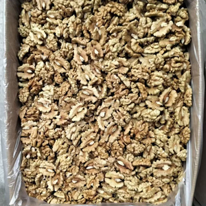 Nueces Crudas Peladas de Primera Calidad, Granos Blancos Frescos, Cáscara Delgada, Sabor Nutritivo y Delicioso, Estilo Seco - Product Image 4