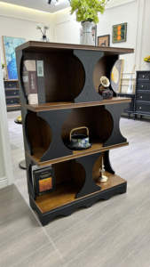 Libreria in Legno Massello Stile Retrò Francese, Scaffale da Terra in Rovere Hadid, Grande Capacità, Mobile Espositivo Moderno Antico per Camera da Letto e Magazzino - Product Image 2