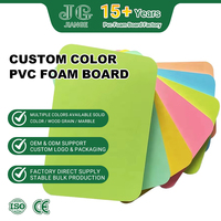 Panneaux en mousse PVC multicolores haute densité Jianguan, surface lisse personnalisée, emballage avec logo, OEM ODM, commande en gros pour enseignes