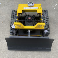 Tondeuse à gazon robotisée automatique adaptative pour les pelouses américaines avec planification de trajectoire basée sur la proximité et têtes de coupe à changement rapide