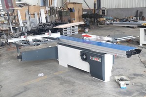 Scie à panneaux à table coulissante personnalisée, coupe horizontale à 90 degrés, machines de <span class=keywords><strong>menuiserie</strong></span> professionnelles QDHQ - Product Image 4