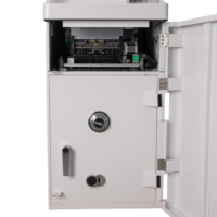 Equipo Automático de Conversión de Divisas Jinrui FCM-501S con Pantalla Táctil de 19'', Escáner de Pasaportes y Máquina de Cambio de Efectivo y Monedas