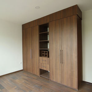 Tiroirs faciles d'accès Poignées ergonomiques Armoire personnalisée conforme à l'ADA pour les personnes âgées - Product Image 2