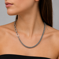 Collier chaîne exclusif en acier inoxydable avec patch argenté, résistant à la décoloration, polyvalent pour tenue de travail, accessoire de col à verrouillage