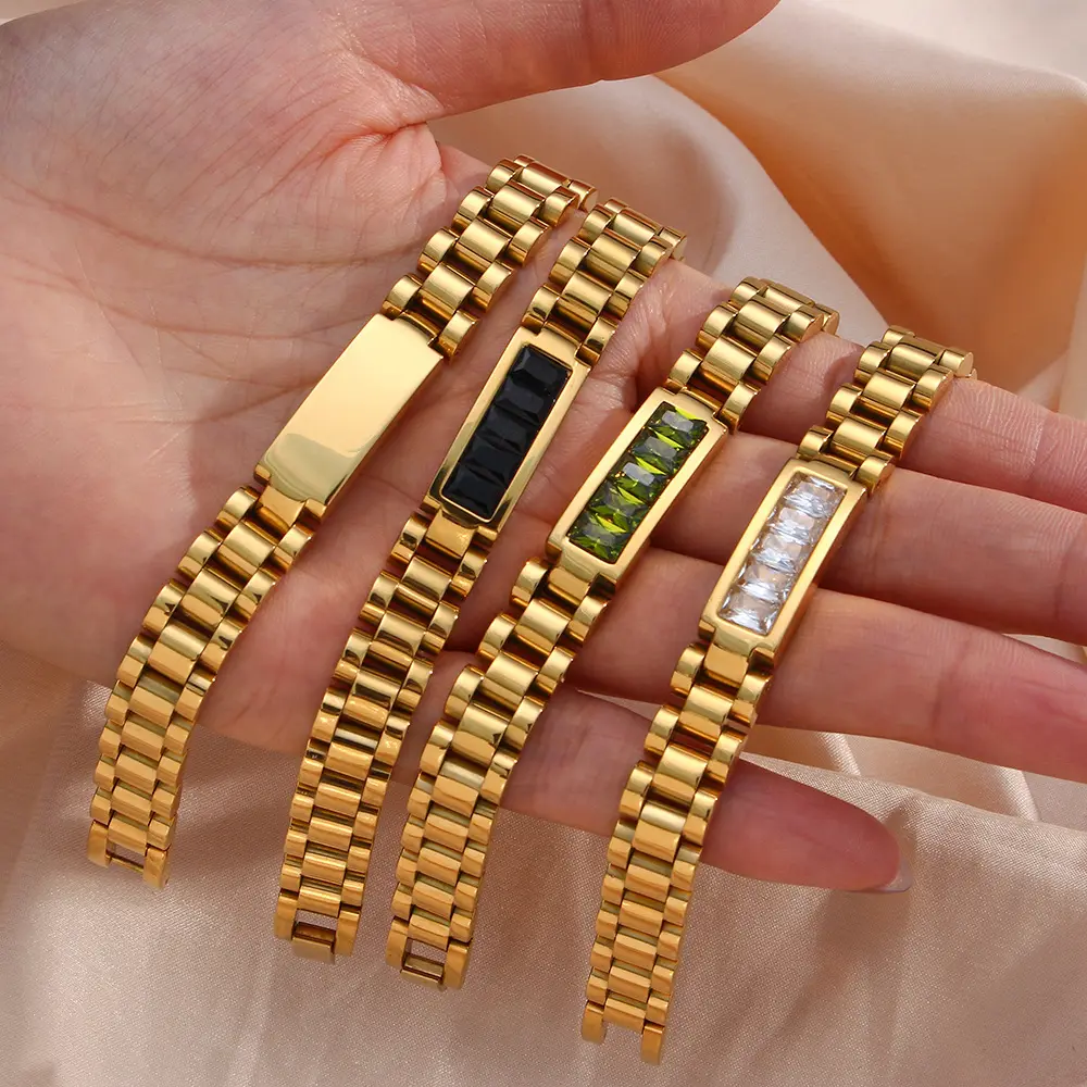 Nouvelle chaîne de bracelet pour femmes en acier au titane à la mode avec bijoux de bracelet à bracelet réglable en zircone