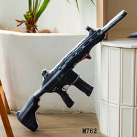 Fabricant OEM de jouets en peluche : Peluches créatives personnalisées en forme de pistolet, fusil et armes à feu, rembourrées en coton PP, oreillers imprimés pour boutiques de cadeaux