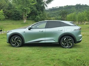 Nhà máy bán changan <span class=keywords><strong>deepal</strong></span> <span class=keywords><strong>S07</strong></span> 2025 285max mở rộng phạm vi lai xe 5 cửa 5 chỗ ngồi SUV năng lượng mới xe trong kho - Product Image 3