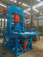 Machine de fabrication de briques en plastique recyclé à sortie stable, moteur hydraulique, ligne de production de pavés et de blocs creux multi-moules pour l'Afrique