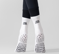 Chaussettes de yoga en coton de haute qualité 2026 avec logo personnalisé, antidérapantes, confortables et respirantes