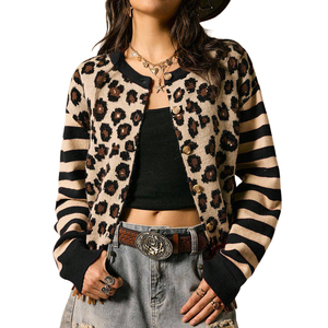 Cardigã Feminino Chic 2026 com Estampa de Leopardo e Listras, Suéter de Malha Y2K com Botões e Manga Longa, Agasalho de Outono - Product Image 2