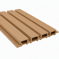 Panneau mural WPC en gros pour extérieur, revêtement mural extérieur imperméable en composite bois-plastique, ignifuge pour hôpitaux et villas