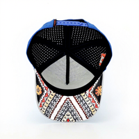 Casquette de baseball sportive personnalisée de haute qualité à 5 panneaux avec logo brodé, style Dad Hat en peluche, unisexe, en polyester et coton, réglable, pour l'extérieur