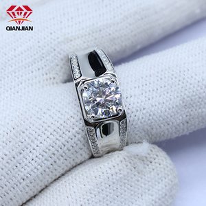 Anillo de Hombre de Plata 925 con <span class=keywords><strong>Moissanita</strong></span>, Estilo Moderno, Nuevo Diseño, Personalizable, con Gema de <span class=keywords><strong>Moissanita</strong></span> de Alta Calidad Grado VVS1 - Product Image 4