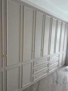 Armoire moderne sur mesure avec combinaison de styles en panneaux de fibres à densité moyenne pour la maison, l'hôtel, la villa - Product Image 2