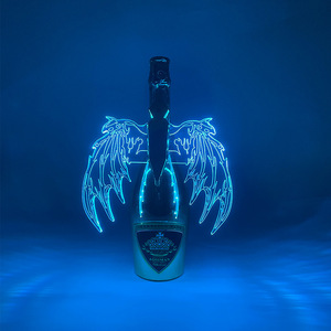 Bâton lumineux LED rechargeable, ailes d'ange scintillantes, bouchon de bouteille de champagne, lumière stroboscopique, service de vin, lumière scintillante LED pour bouteille - Product Image 3