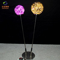 Boules de Noël en plastique pour extérieur, éclairage LED, ornement RGB, boules de Noël Shenjia Factory, décoration d'arbre, IP65