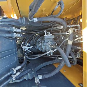 Excavatrice sur chenilles Hyundai HX220HD de 22 tonnes, godet de 1,0 m, moteur de 110 kW, modèle 2024 pour les travaux d'infrastructure, les carrières et la démolition - Product Image 5