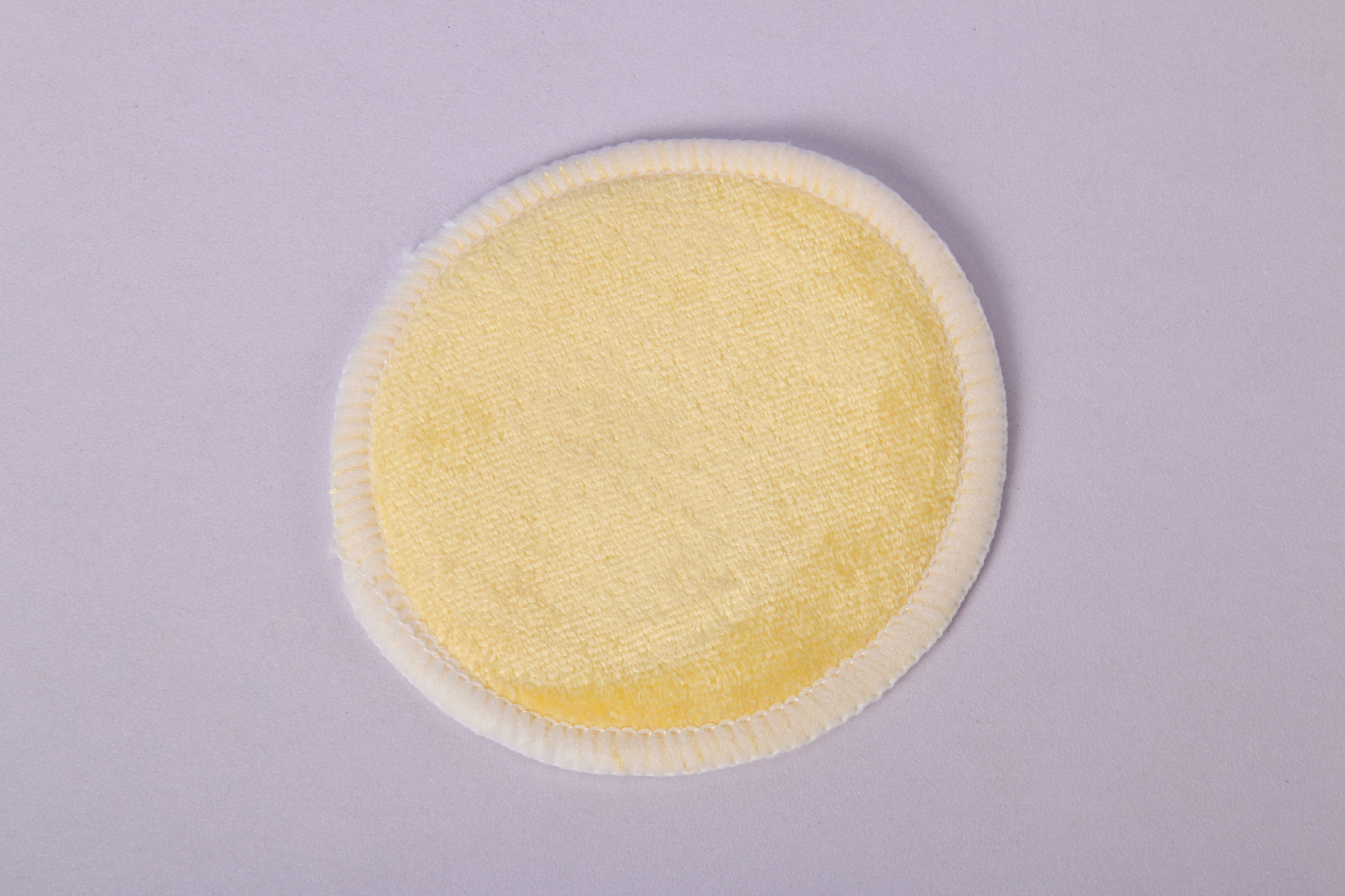 สีเหลือง