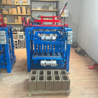 Production de briques populaires au Ghana : Machine à fabriquer des briques 4-35, machine de formage de blocs de ciment personnalisable