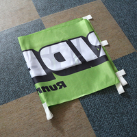 Drapeau volant rectangle simple face pour une utilisation en extérieur rentable avec base de réservoir d'eau
