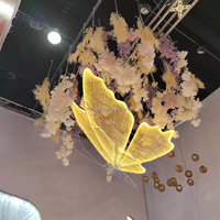 Nouveaux Styles Accessoires De Mariage Électrique LED Papillon Lampe Fête Événements Décor Suspendu Led Papillon Fleur Lumières pour Plafond Décor