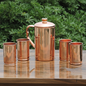 Pichet en cuivre uni avec quatre verres assortis fabriqué à partir de cuivre pur et pur - Product Image 1