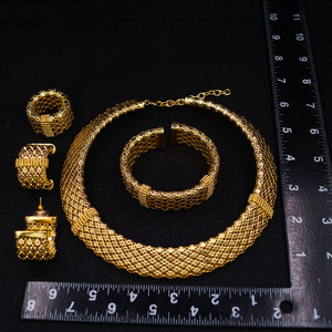 Conjunto de Joyería Italiana Zhuerrui, Chapado en Oro Brasileño, para Bodas y Fiestas, Collar, Pulsera, Aretes y Anillo - Product Image 2