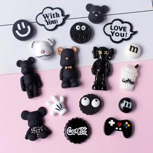Breloques en résine, cabochons de dessins animés à dos plat, accessoires de bricolage pour la décoration de coques de téléphone et le nail art - Product Image 1