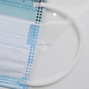 Ojales ajustables y puente nasal Máscaras desechables de alta calidad con 3 capas gruesas no tejidas y diseño transpirable - Product Image 4