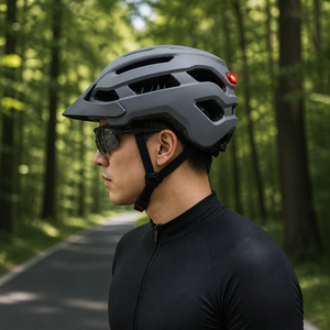 <span class=keywords><strong>Casque</strong></span> de vélo avec lumière LED rechargeable par USB et visière, en PC moulé sous pression, EPS, 18 aérations, CE EN1078, pour VTT, route nocturne - Product Image 1