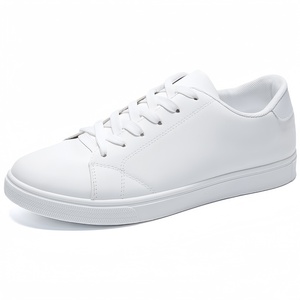 Zapatos Blancos Pequeños de Verano para Hombre, Versión Coreana de Zapatos de Moda, Tendencia Casual, Mocasines de Talla Grande para Hombre - Product Image 1